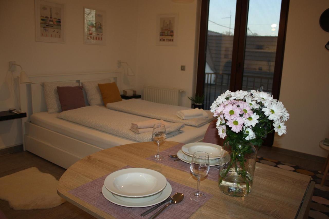 Studio Apartman Centar Ðakovo Exteriör bild
