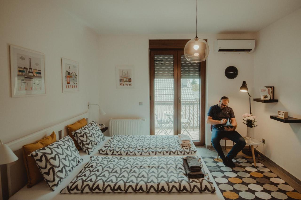 Studio Apartman Centar Ðakovo Exteriör bild