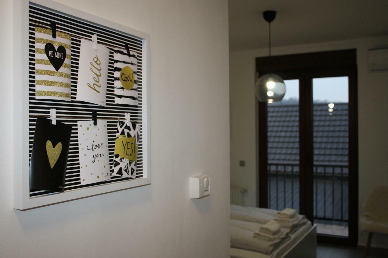 Studio Apartman Centar Ðakovo Exteriör bild